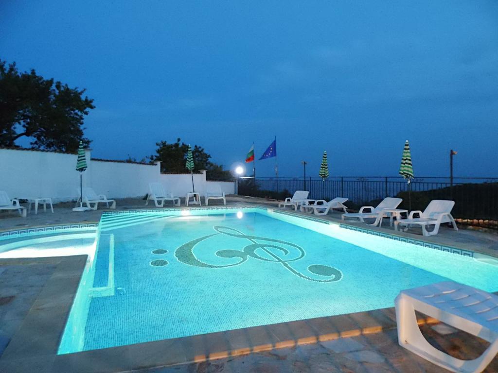 Villa Topola Ngoại thất bức ảnh